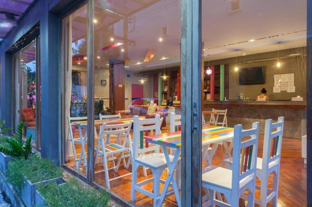 Oyo 292 The Oddy Hip Hotel Patong Zewnętrze zdjęcie